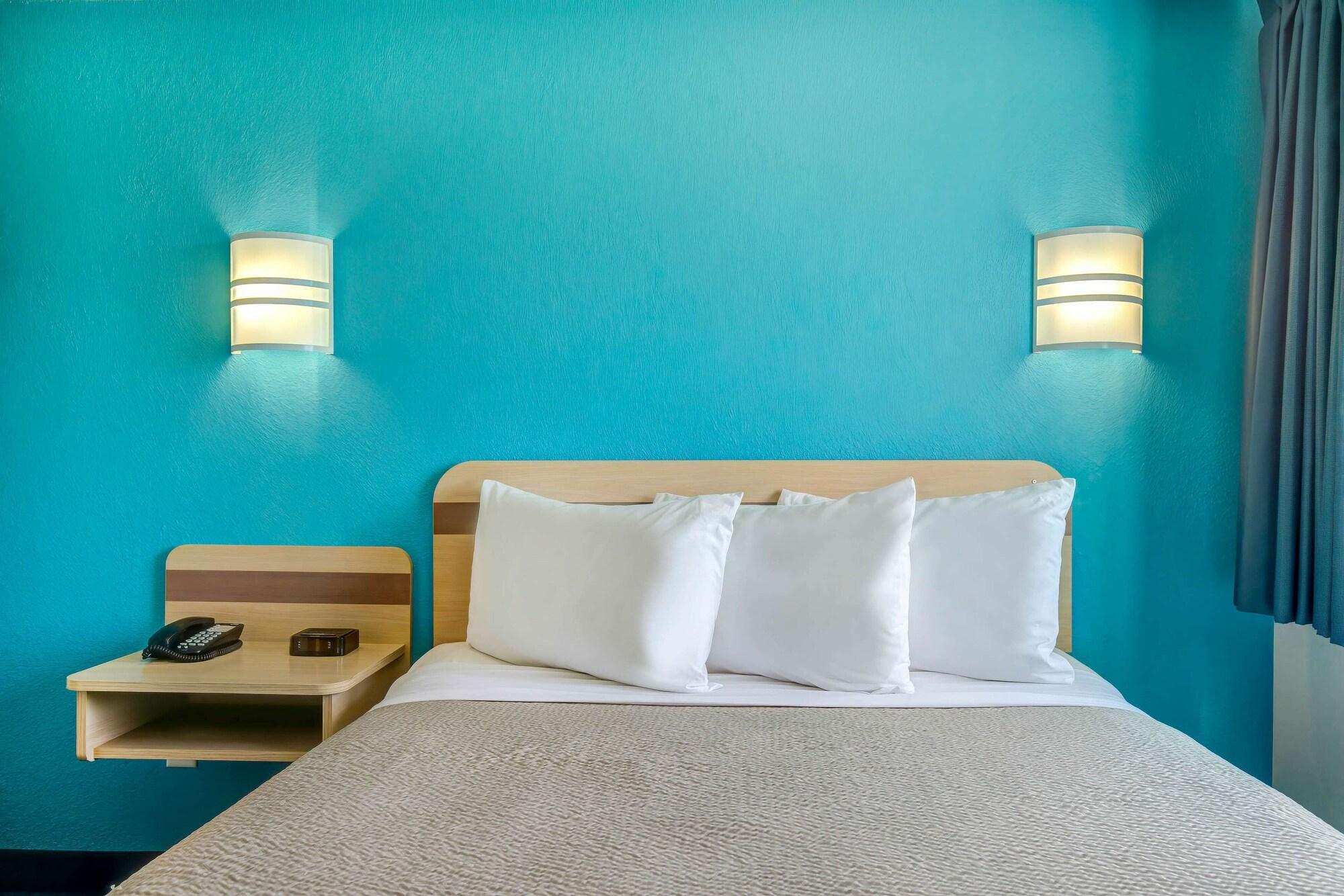 Hotel 6-grande Prairie, Ab